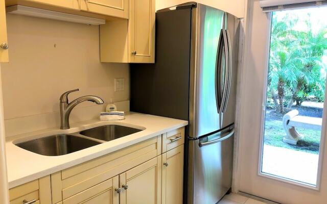 Olde Naples Condo #805