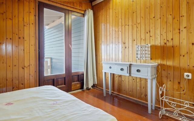 Elegant Bungalow in Oliva wih Swimming Pool