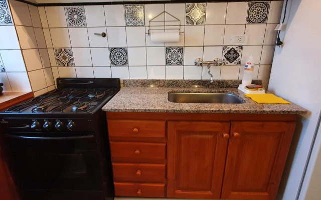 Depto de 2 ambientes zona Guemes