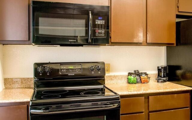 Studio 6 San Antonio, TX - Lackland AFB