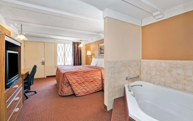 Knights Inn Charleston