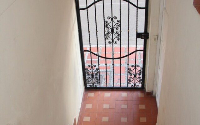 ApartaHostels
