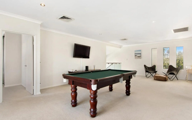 Deluxe Living in Mariners Cove