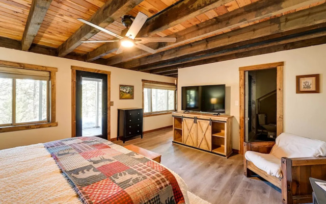 Secluded Garden Valley Cabin w/ Deck & Views!