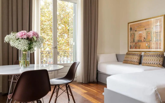 Duquesa Suites Landmark Hotel by Duquessa Hotel Collection