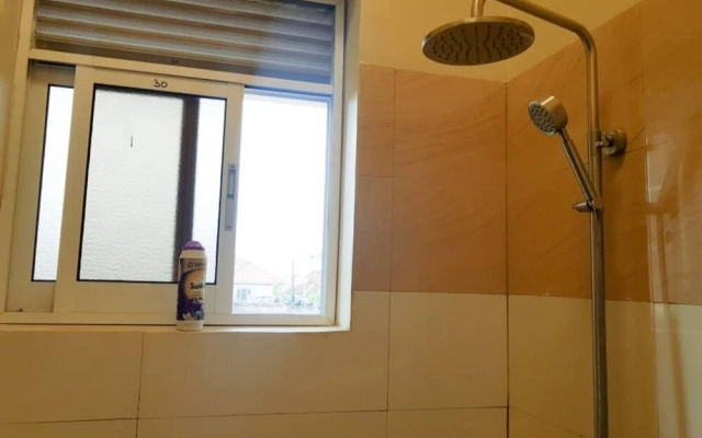 Modern Apartment in Kampala With Unlimited Wifi