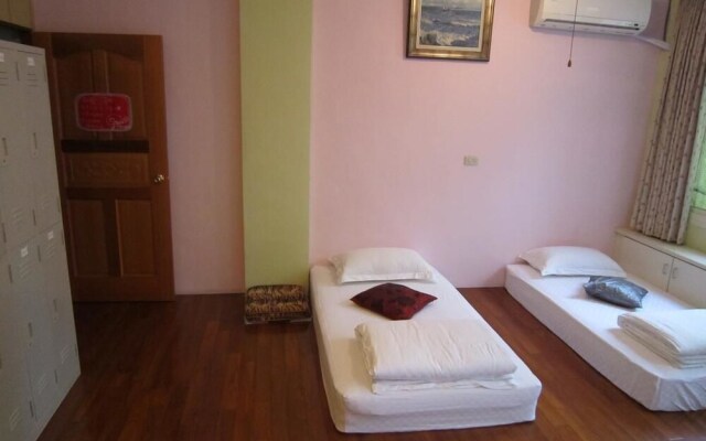 Handy Hostel