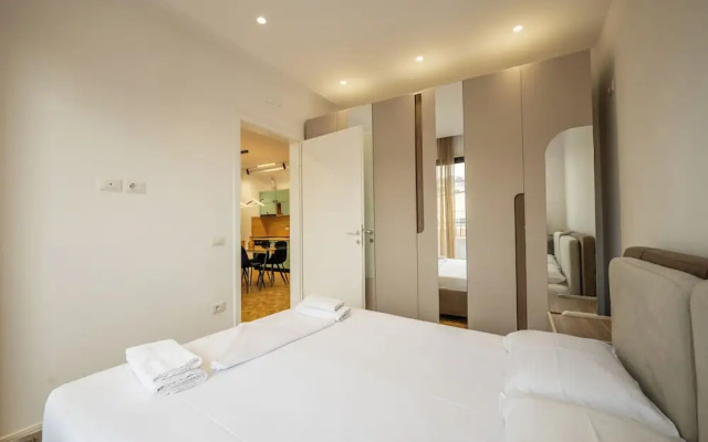 Tirent Apartment-Modern 1-Bedroom Stay Near Liqeni i Thatë