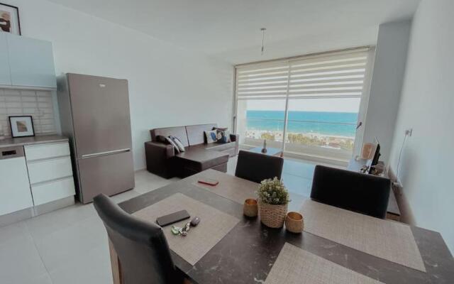 1 Bedroom with Panoramic Sea View
