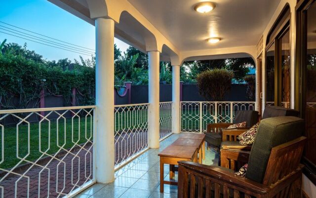 Footprints Hostel