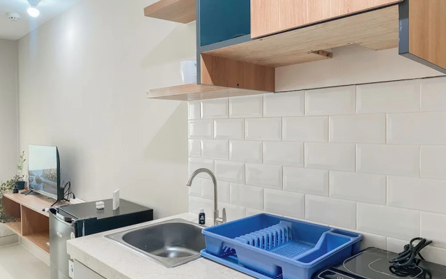 Modern Look Studio Apartment at LRT City Jatibening