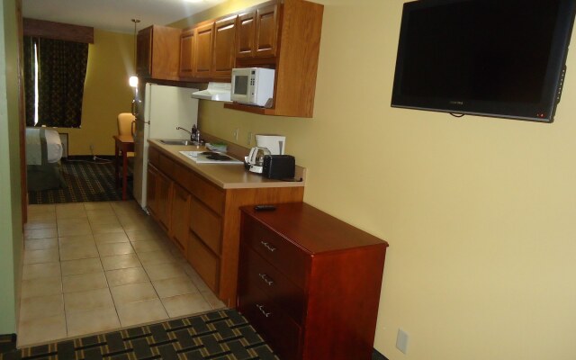 Town House Extended Stay Hotel Downtown