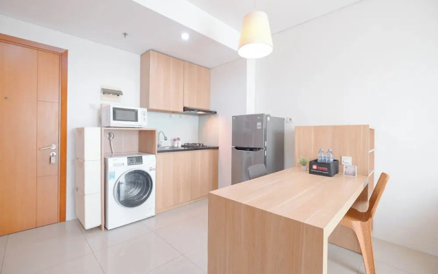 Good Location 2Br Apartment At Woodland Park Residence