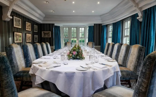 The Devonshire Arms Hotel