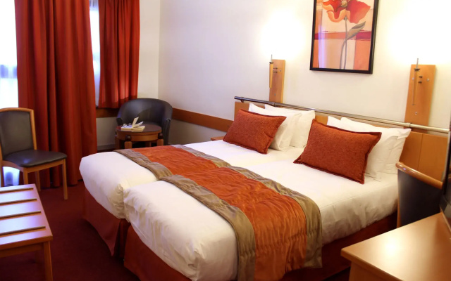 Opera Cadet Hotel