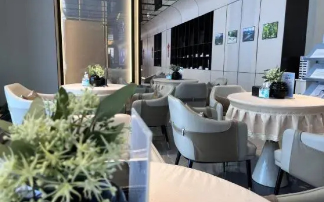 Estay Residence（Shenzhen Luohu Shuibei Jewerly city branch）