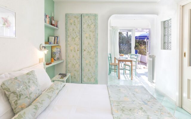 Ravino Secret Retreat