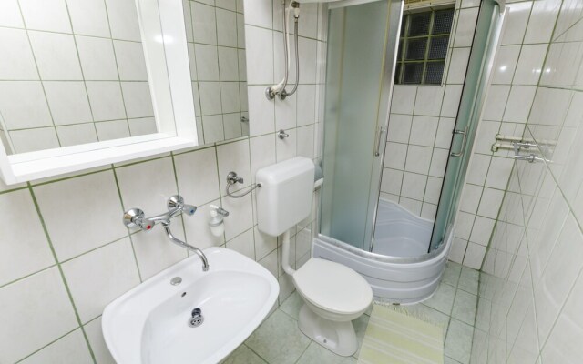 Apartments and Room Janja