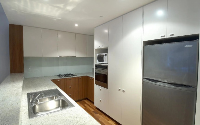 Brighton Bay Apartments