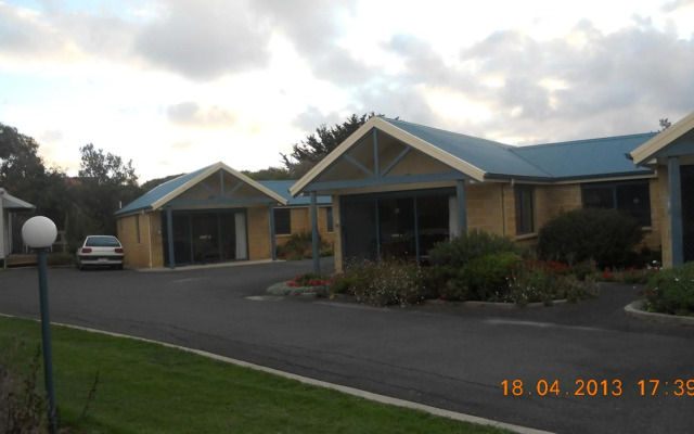 Summers Rest Units Apartment