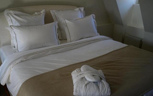 The Scent Residence