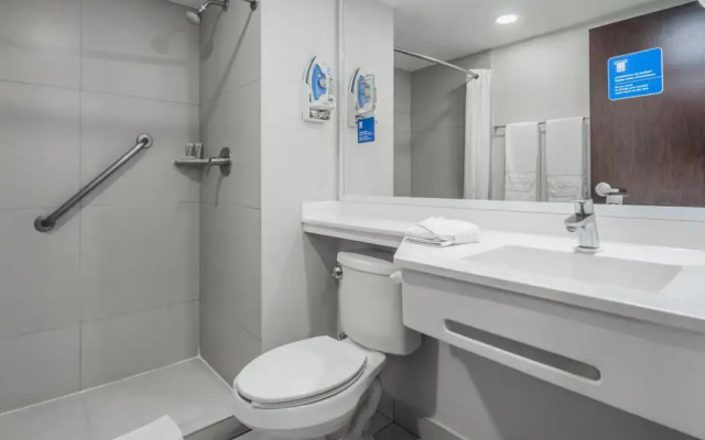 City Express by Marriott Querétaro Juríca