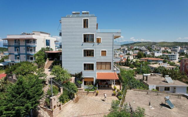 Hotel Milo