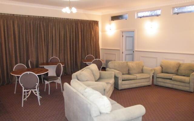 Colonial City Motel and Conference Centre