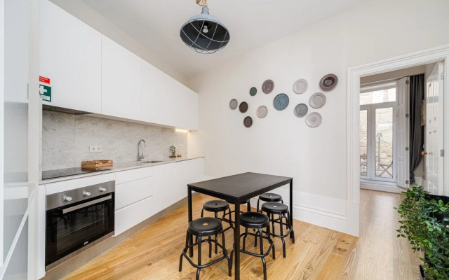 Nomad's Terrace & Spacious