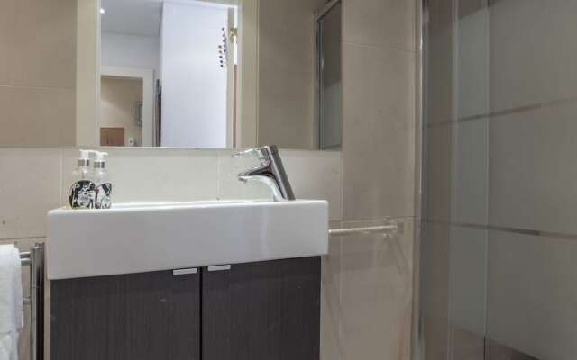 Rent4Rest Estoril Beachfront Apartments