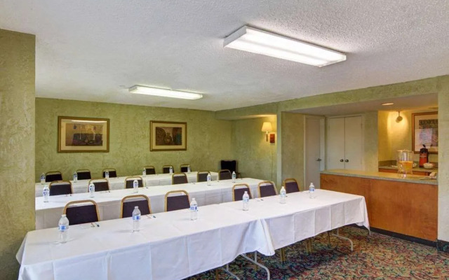 Quality Inn at Arlington Highlands
