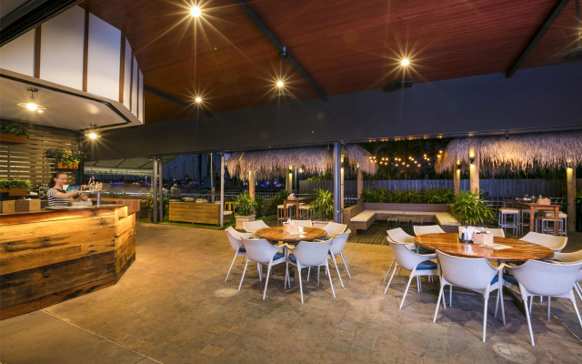 Nightcap at Kawana Waters Hotel