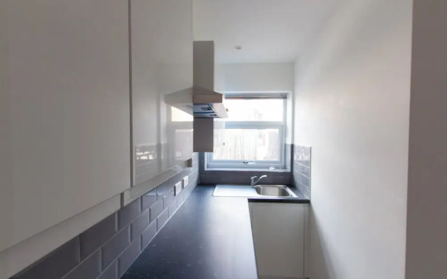 Bridge Road - Room 3a