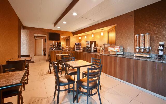 Best Western The Inn at Buffalo Airport