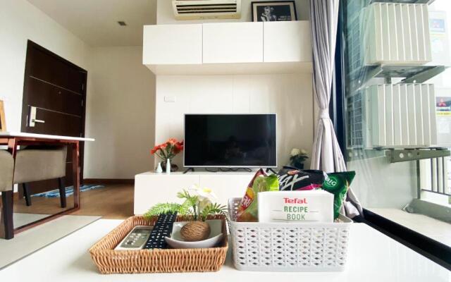 The Astra 2bedroom,close night bazaar and old city