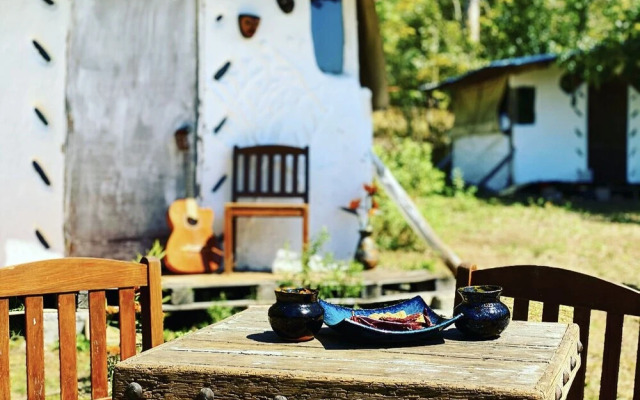 Reencuentro Rancho & Eco-Hotel