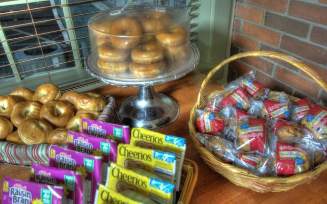 The Historic Gatlinburg Inn