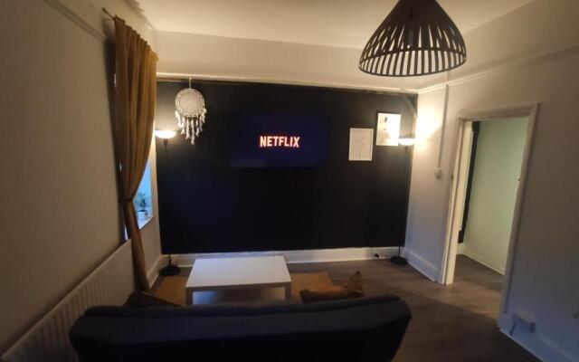 Beautiful 1 Bedroom Apartment