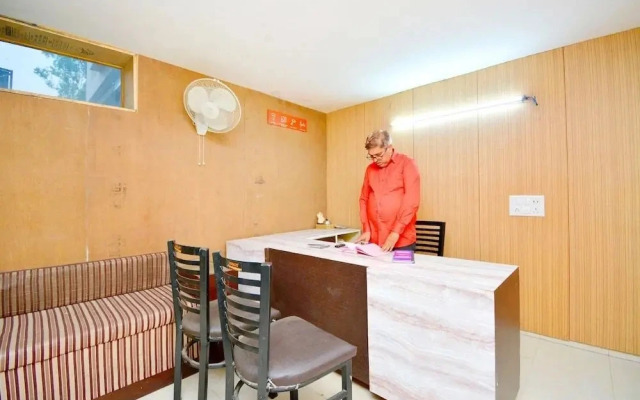 Vij Guest House by OYO Rooms