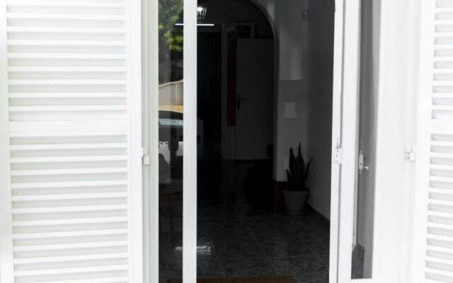 Forenna Hostel - Adults Only