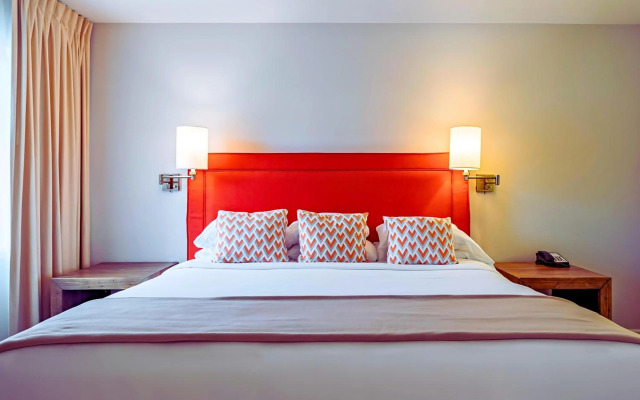 Ashland Hills Hotel & Suites