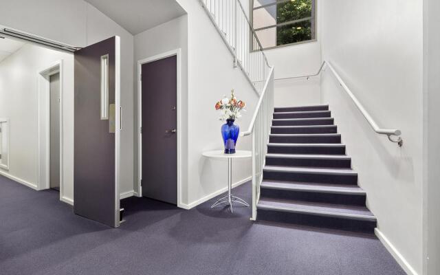 Amethyst Court Motorlodge