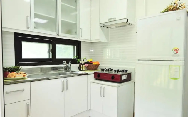 Yangyang Beopsusanjang Pension