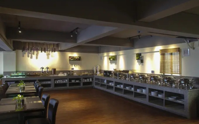 Junyue Internation Hotel