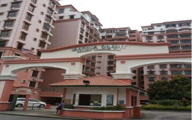 Marina Court@niza
