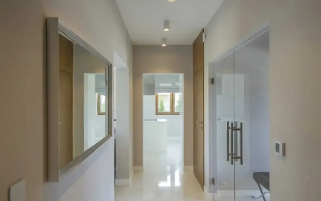 Spacious Villa in Cisownica With Terrace