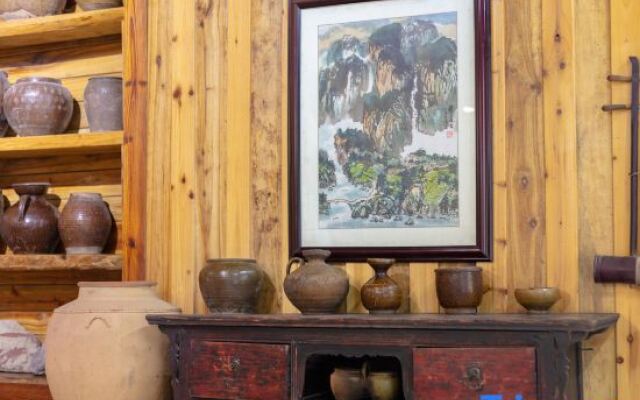 Xiangmu Qingyuan Inn