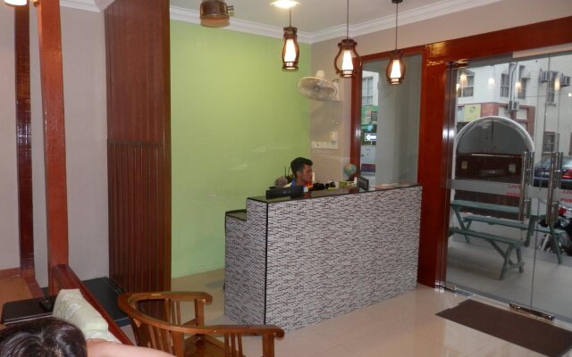 Travellers Planet Hotel & Guest House