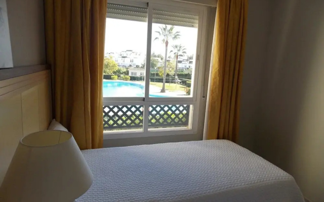 Beachside Apartment Near Puerto Banus