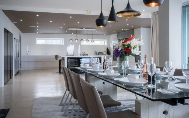Bryn House - 5 Bed Home - Penmaen